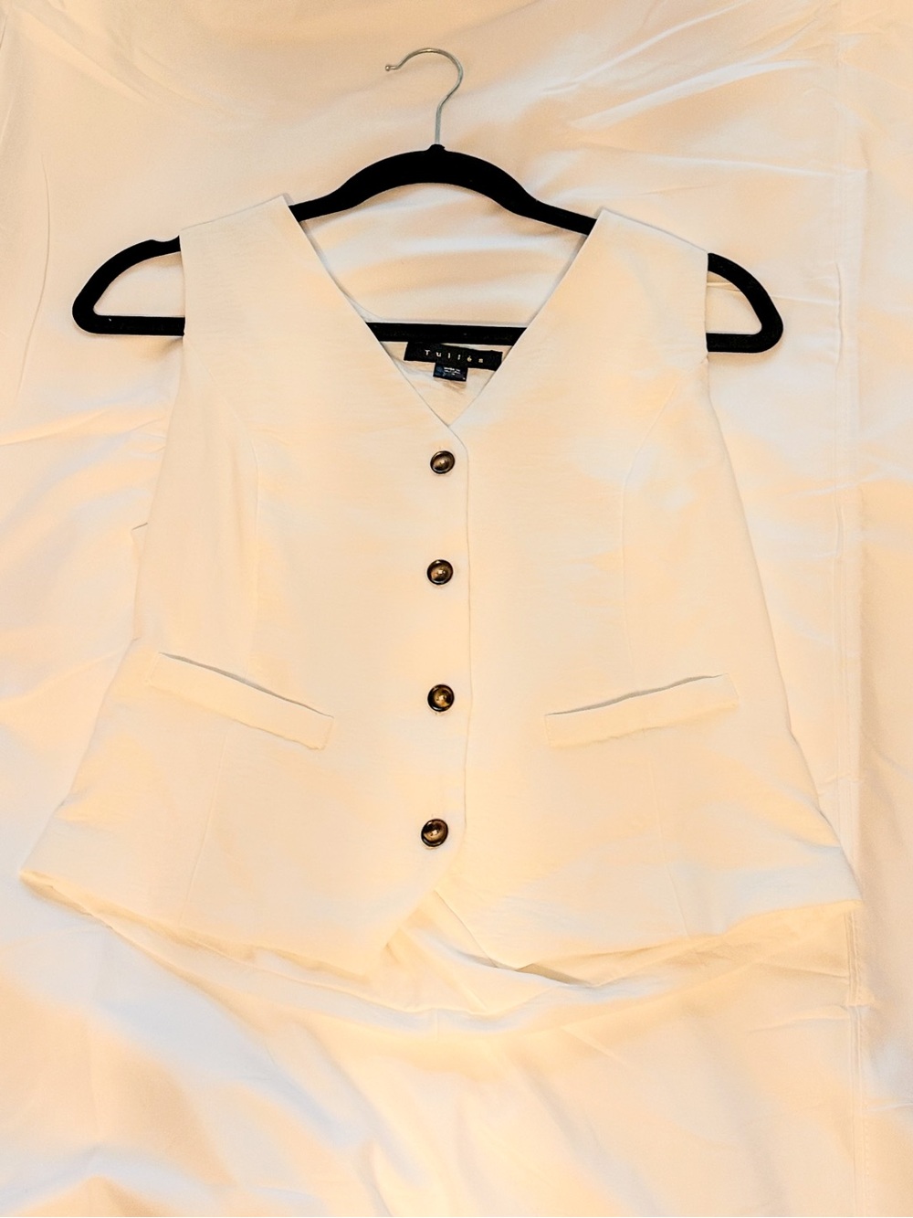 Tullea White Soft White Elegant Vest (Lined)- Large